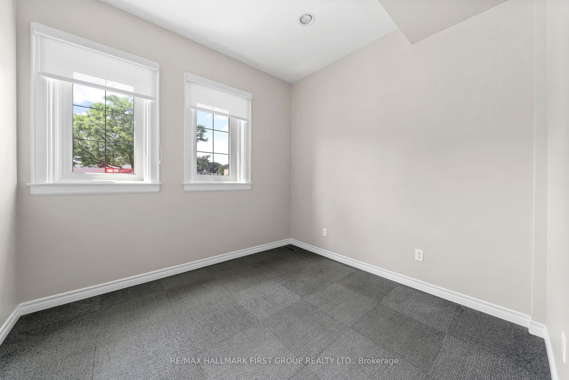 304 Division St