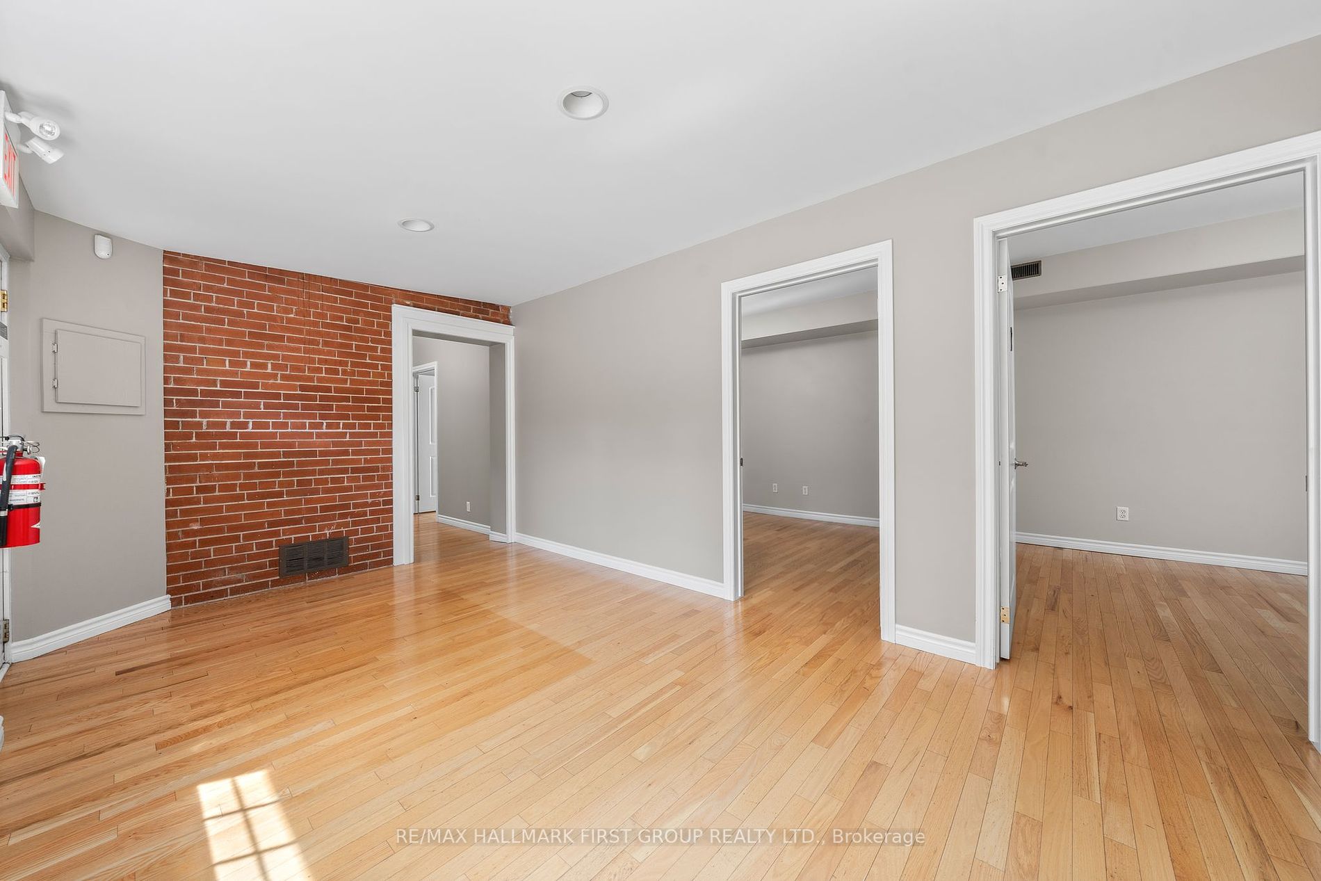 304 Division St