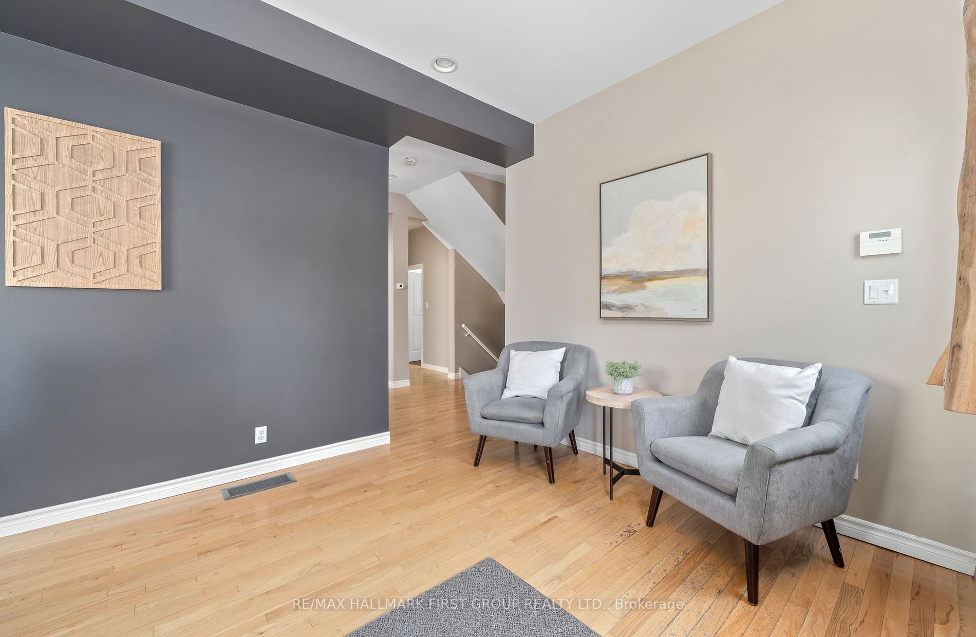 304 Division St