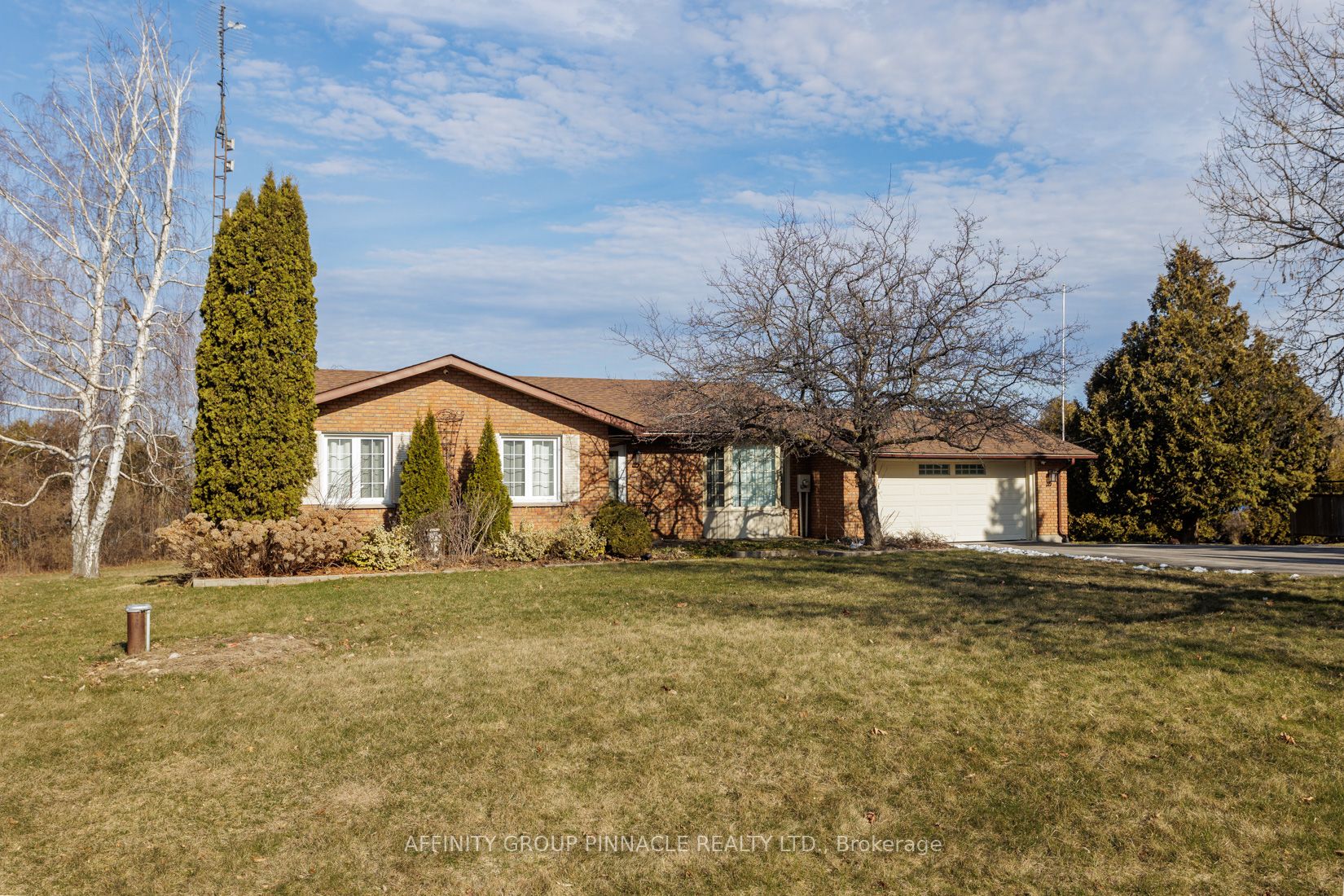 75 Bluewater Ave