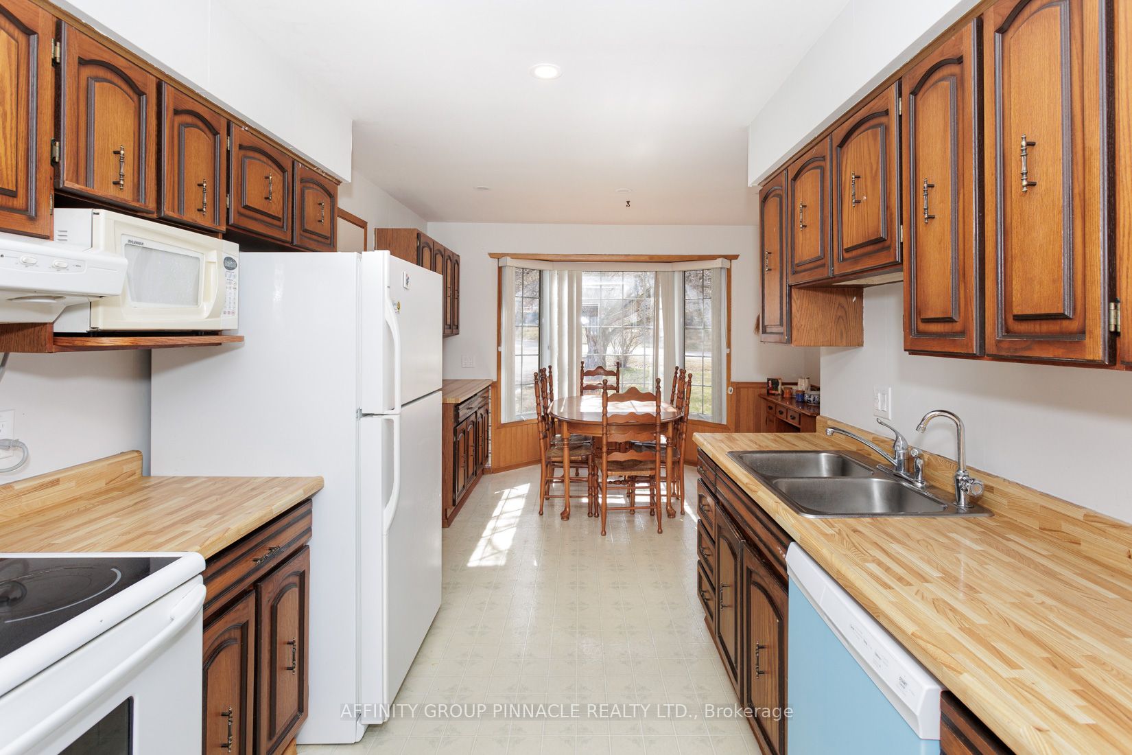 75 Bluewater Ave