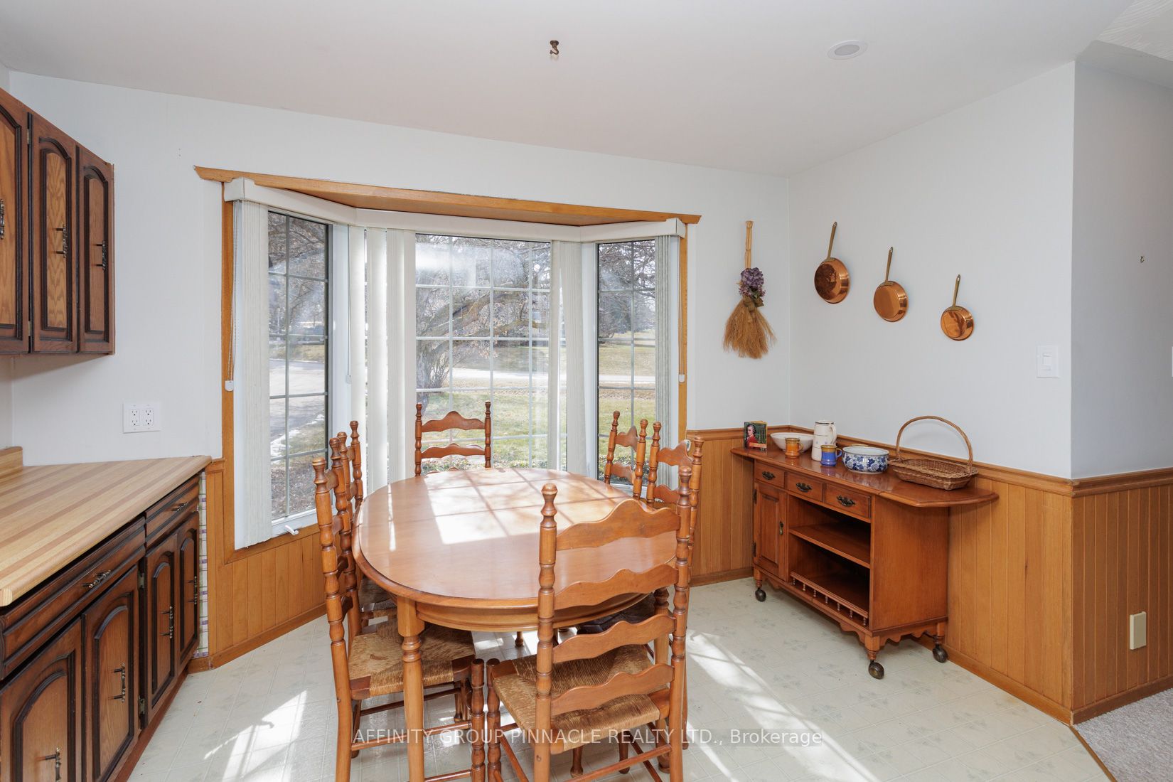 75 Bluewater Ave