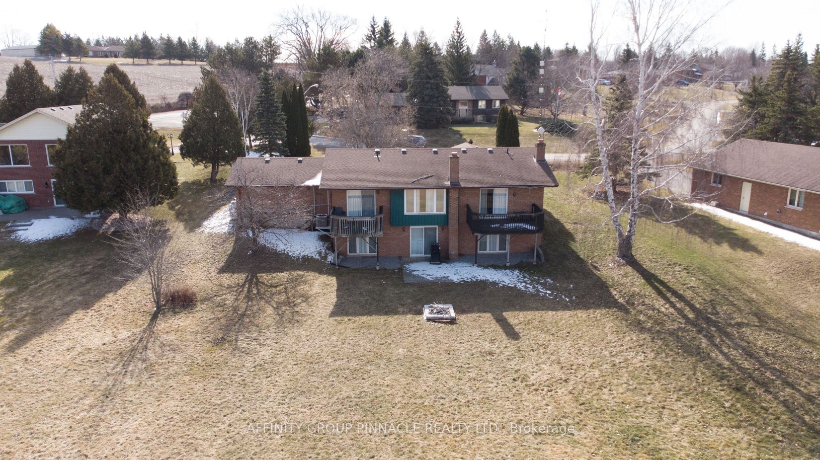 75 Bluewater Ave