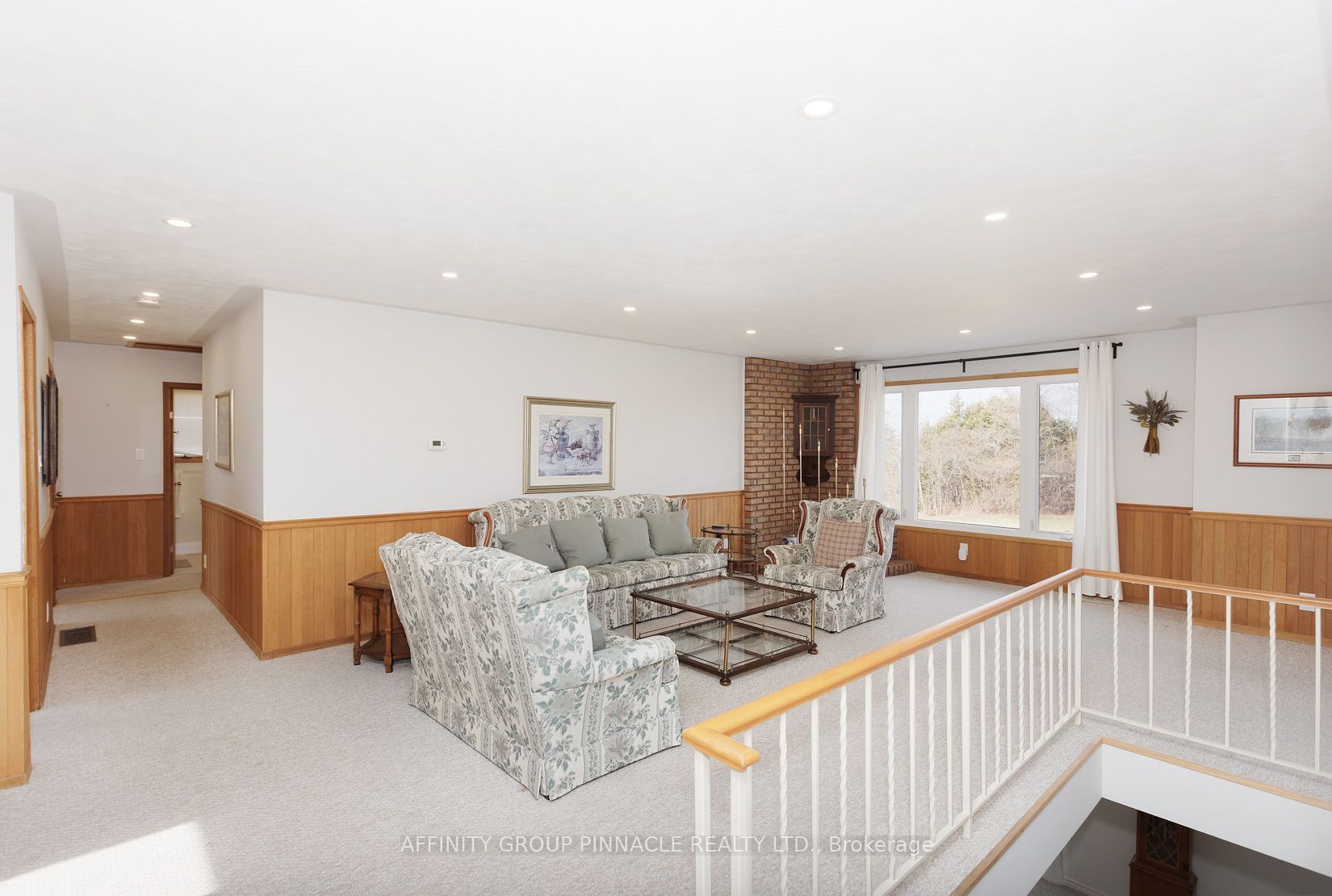 75 Bluewater Ave
