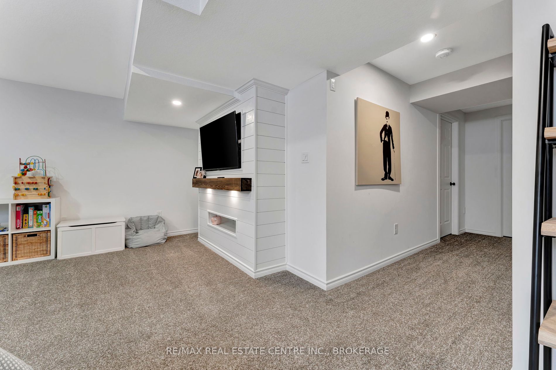 22 Marshall Dr, #2