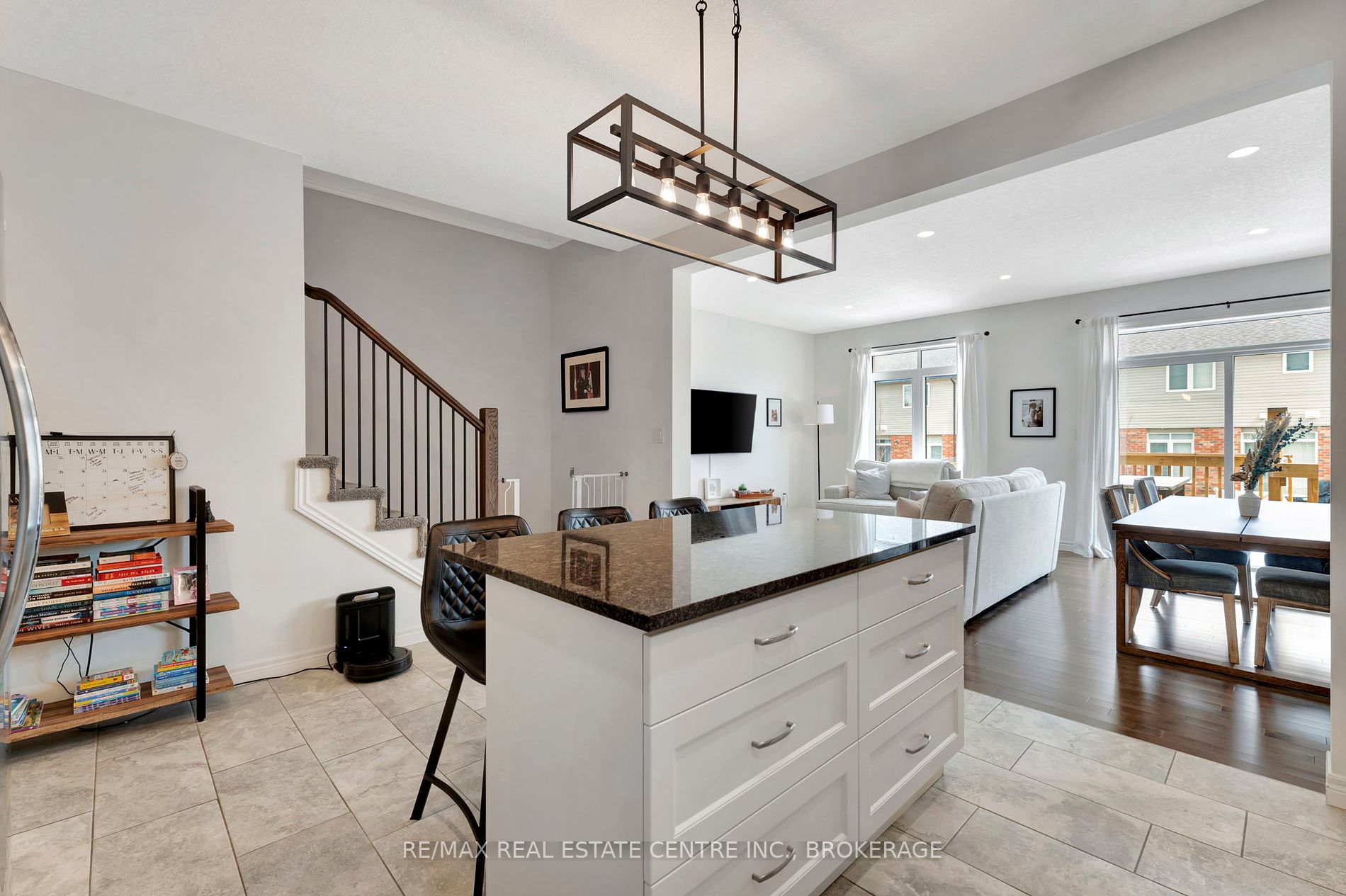 22 Marshall Dr, #2