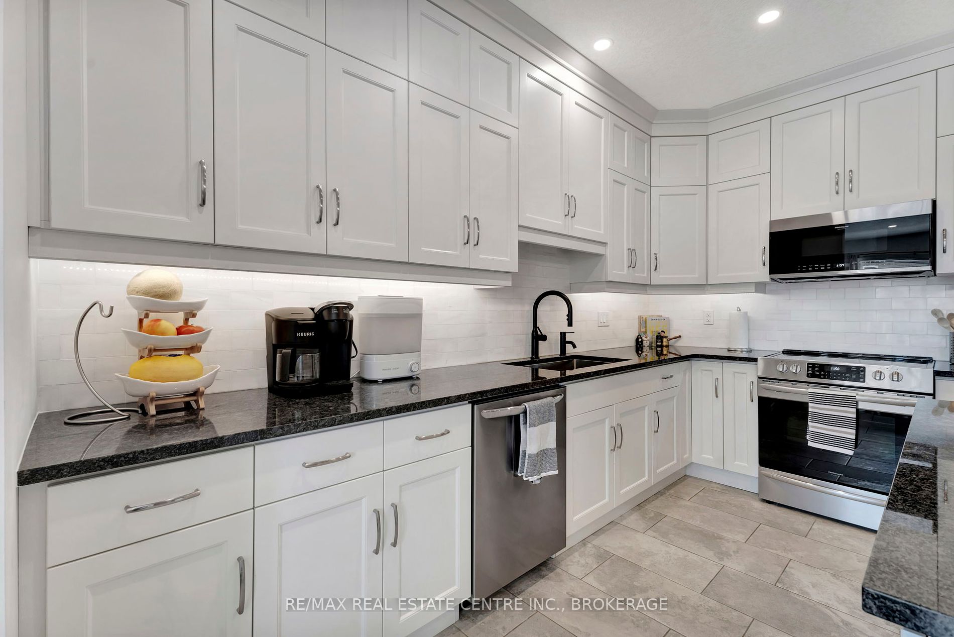 22 Marshall Dr, #2