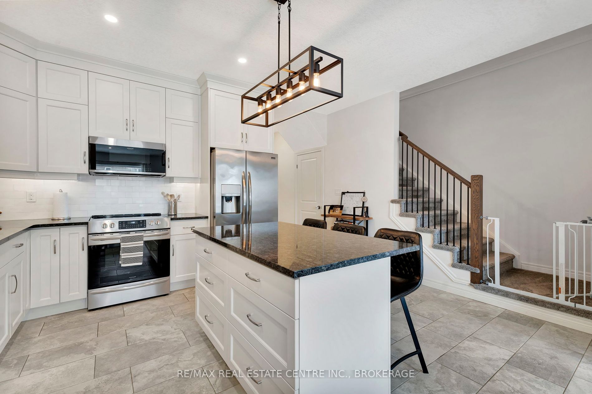 22 Marshall Dr, #2
