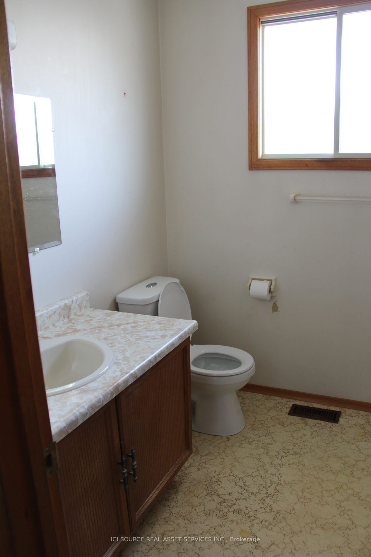 13 Salina Place