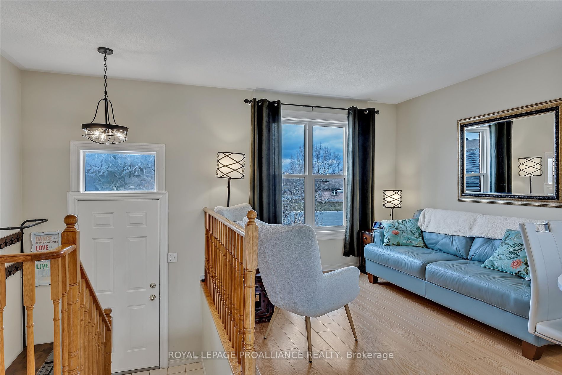 8 Ferguson Pl