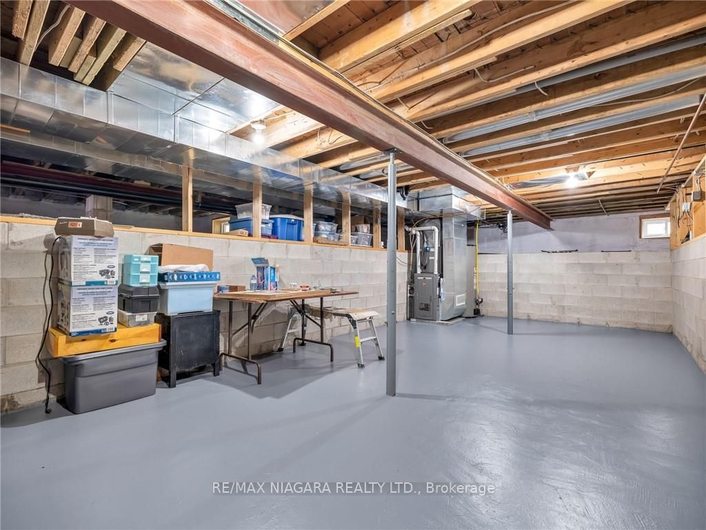 880 Edgemere Road