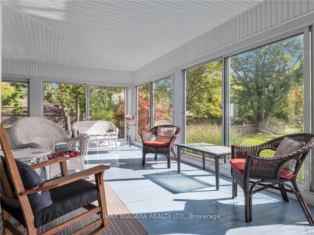880 Edgemere Road