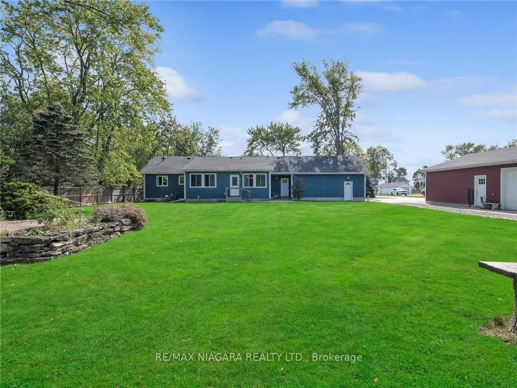 880 Edgemere Road