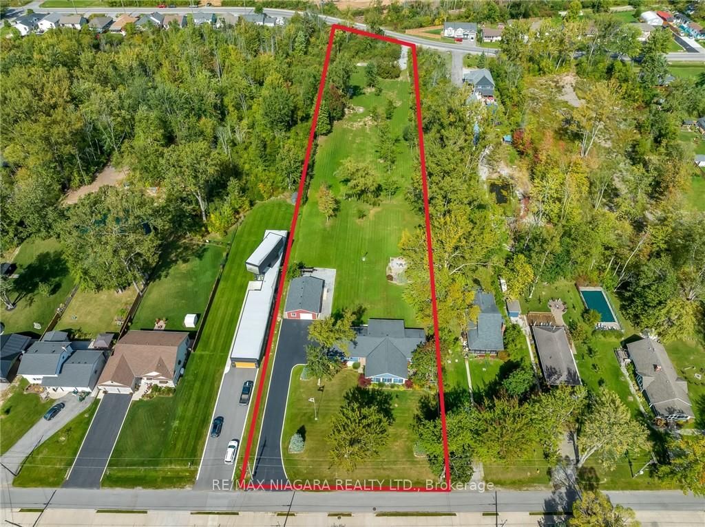 880 Edgemere Road