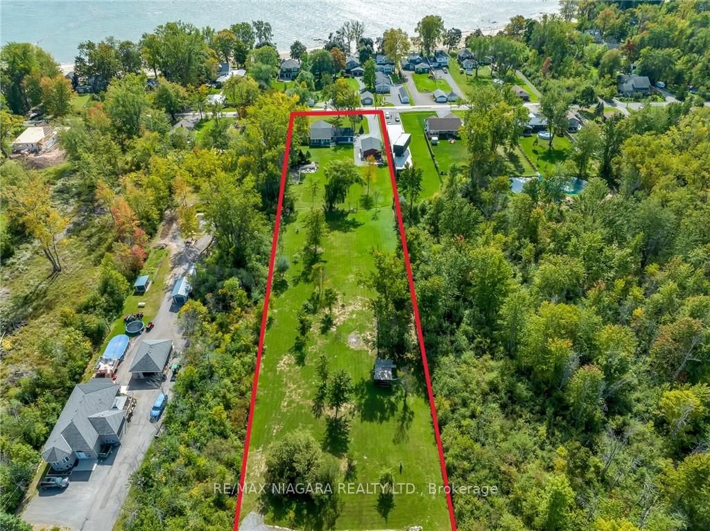 880 Edgemere Road