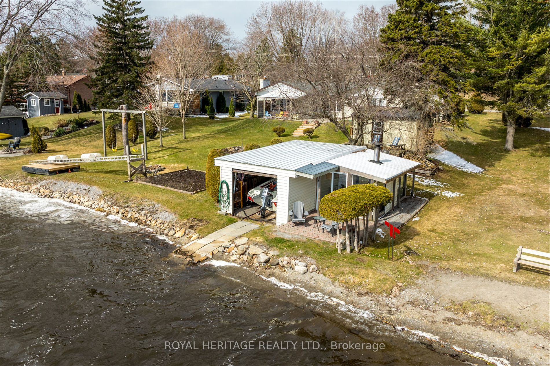 111 Beehive Drive