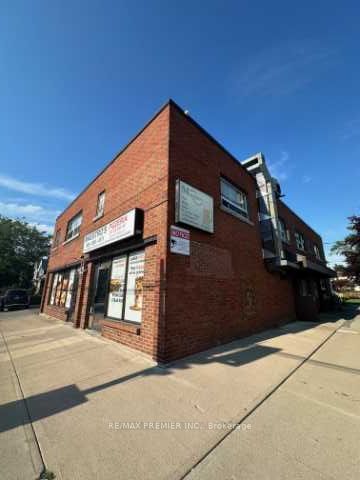 144 Lake Street