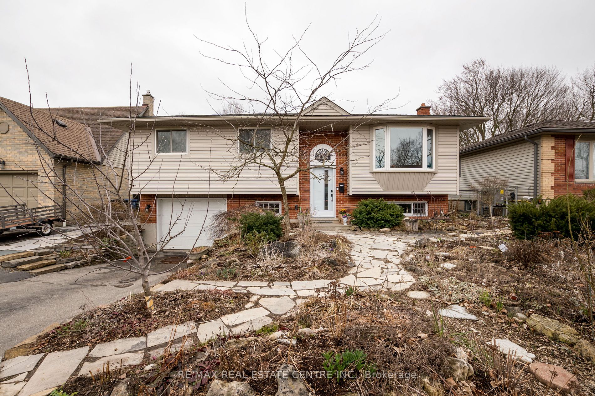 258 West Acres Dr