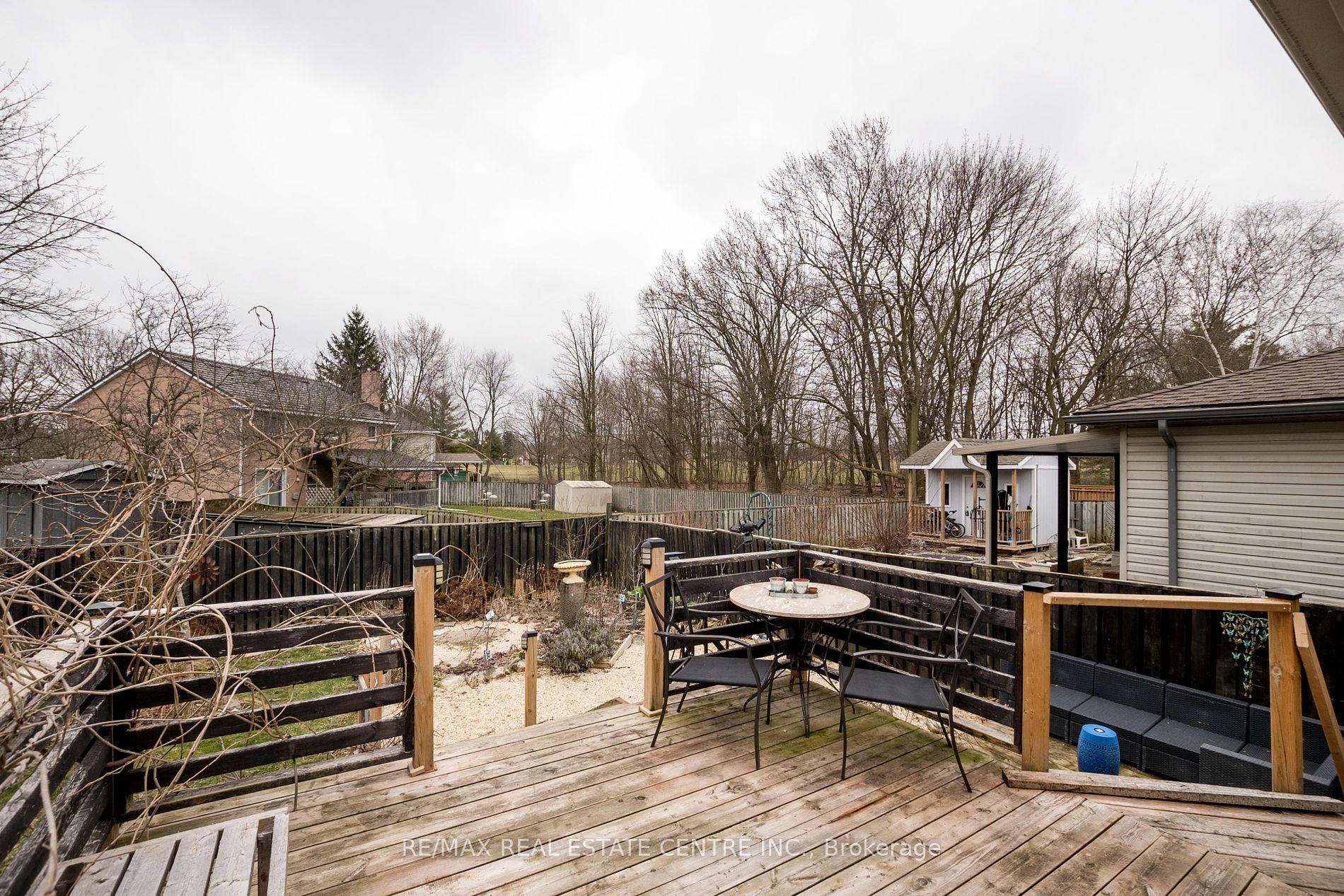 258 West Acres Dr