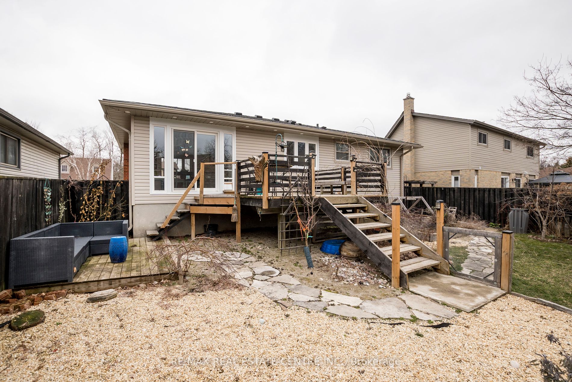 258 West Acres Dr