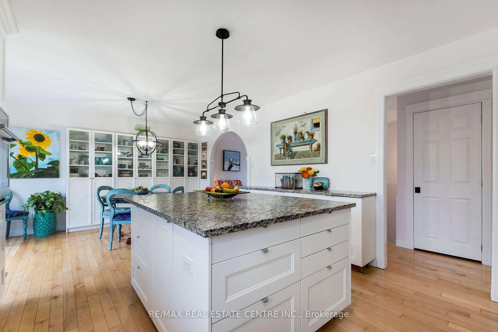 258 West Acres Dr
