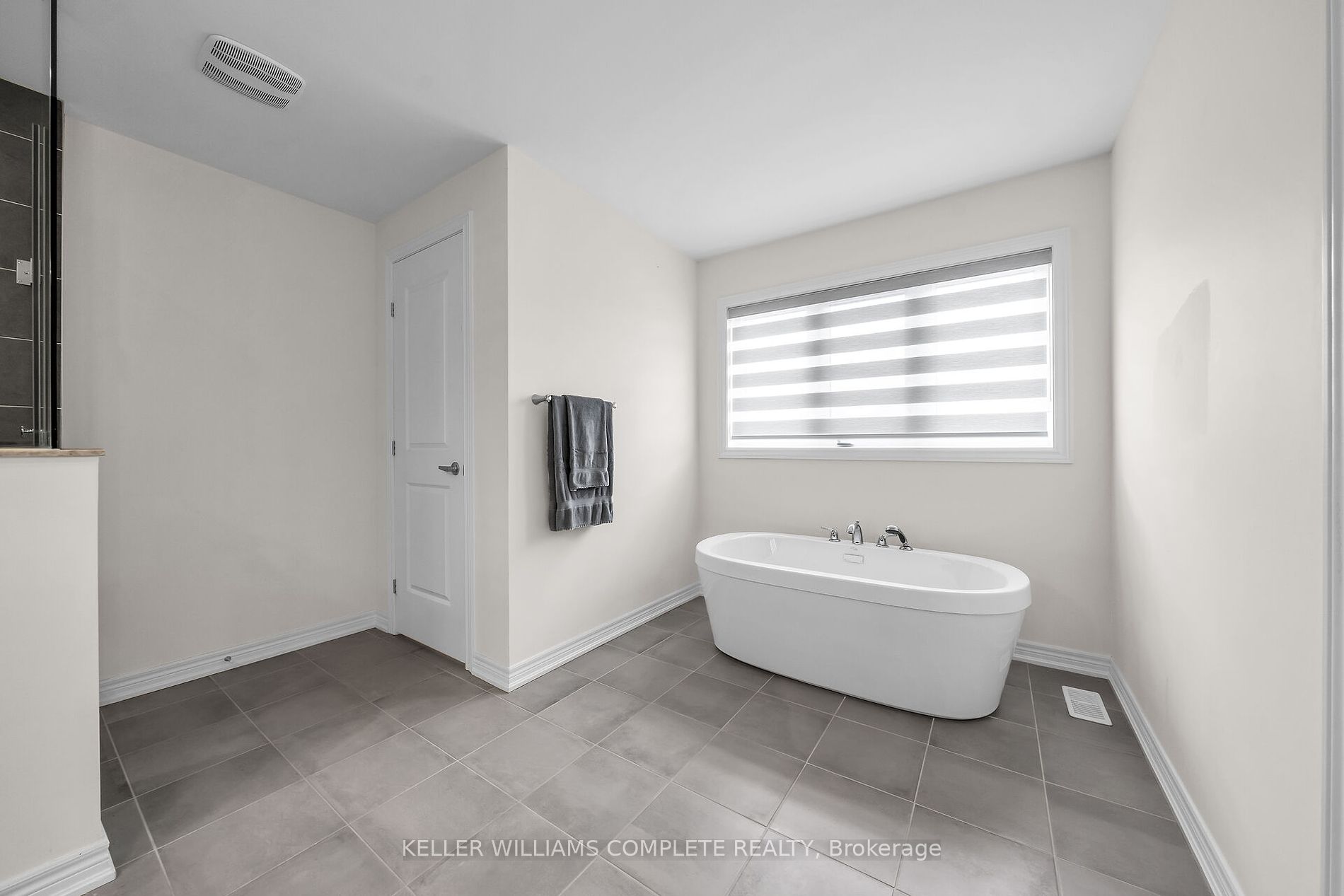 59 Findlay Dr