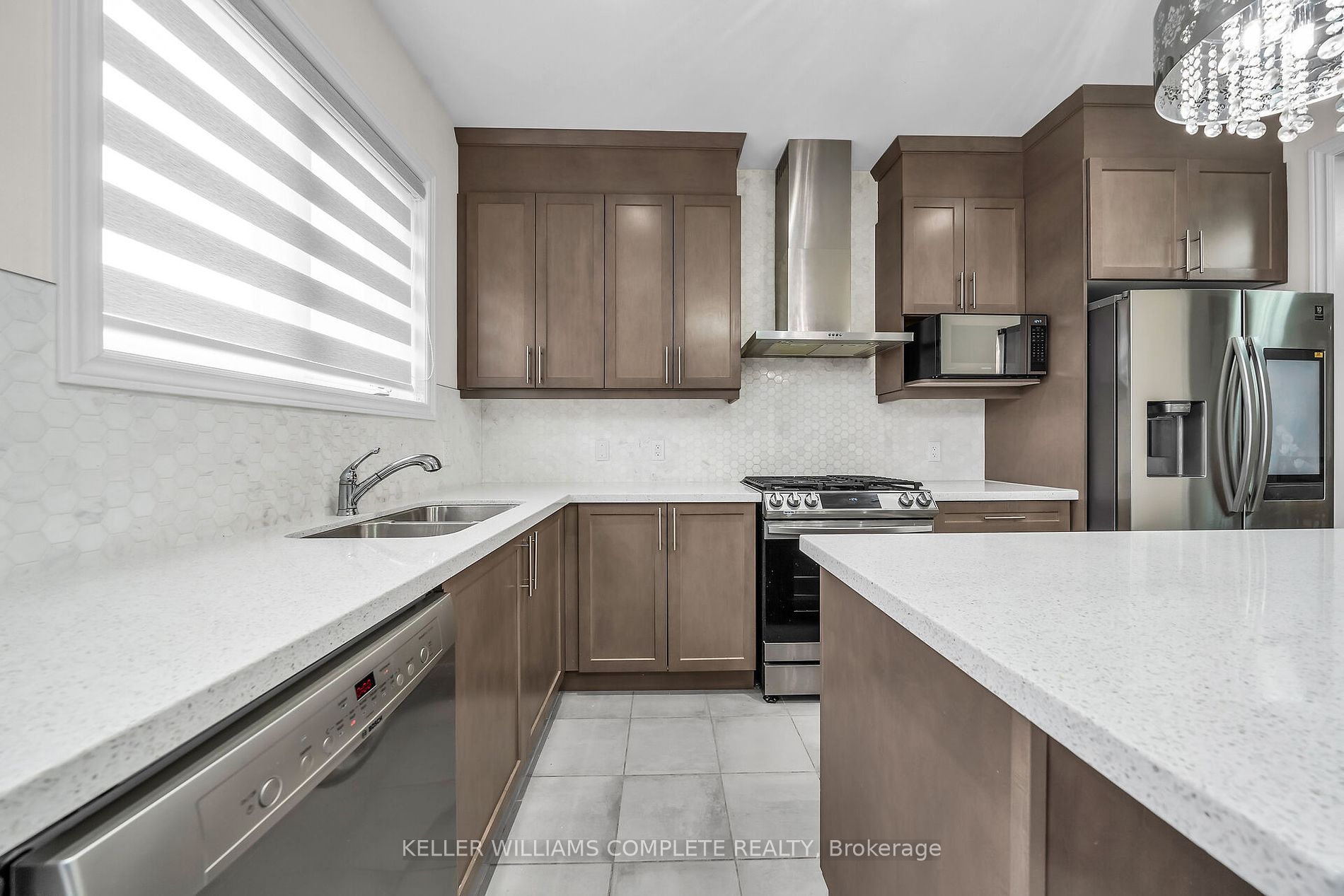 59 Findlay Dr