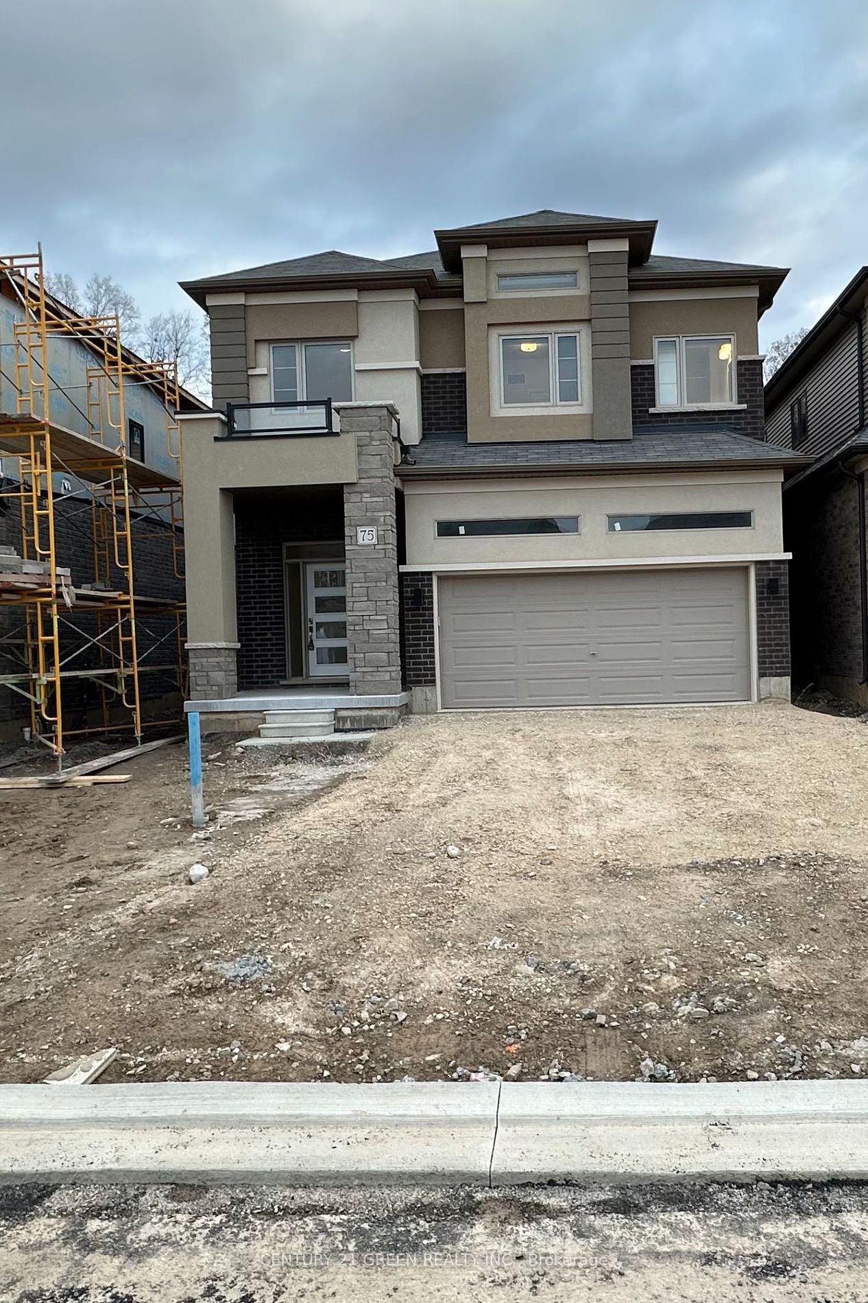 75 Macklin Street