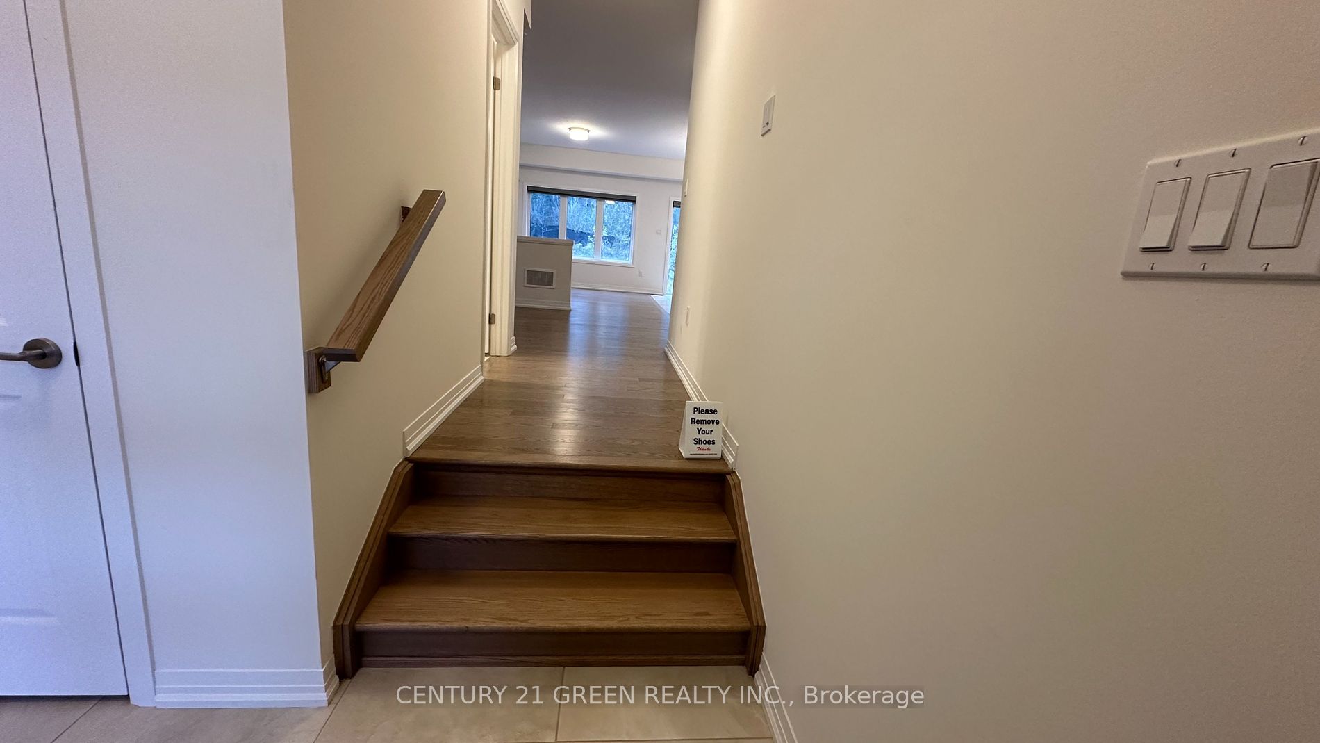 75 Macklin Street