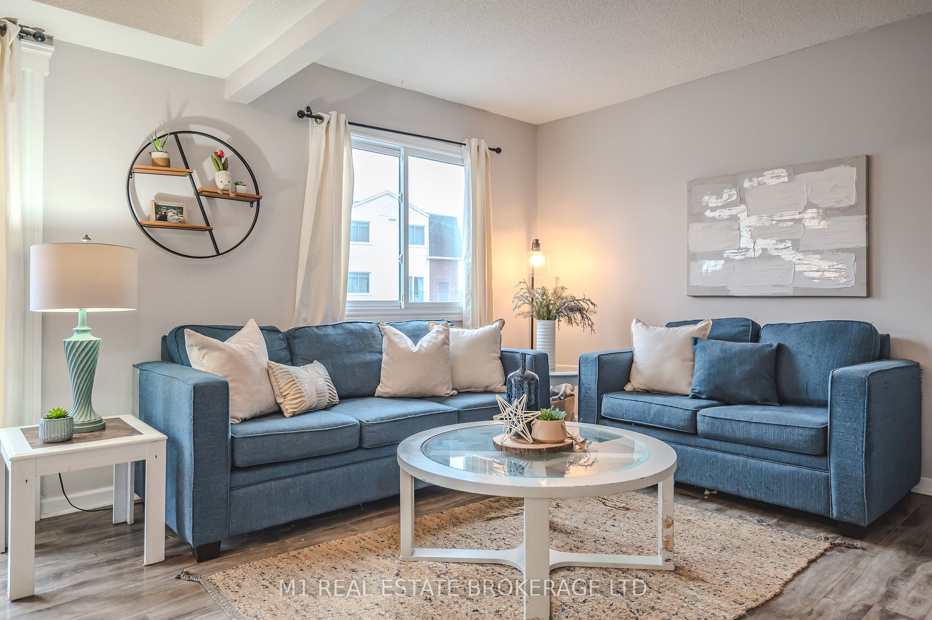 454 Janefield Ave, #206