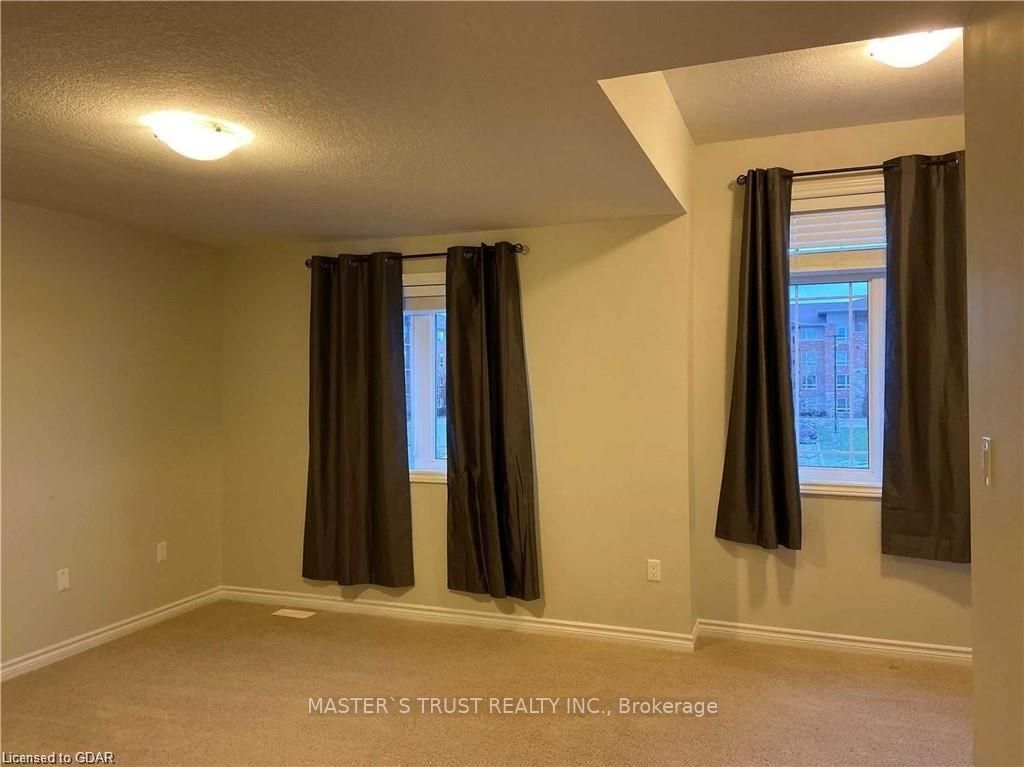 36 Waterford Dr, #8