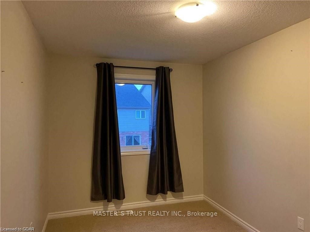 36 Waterford Dr, #8