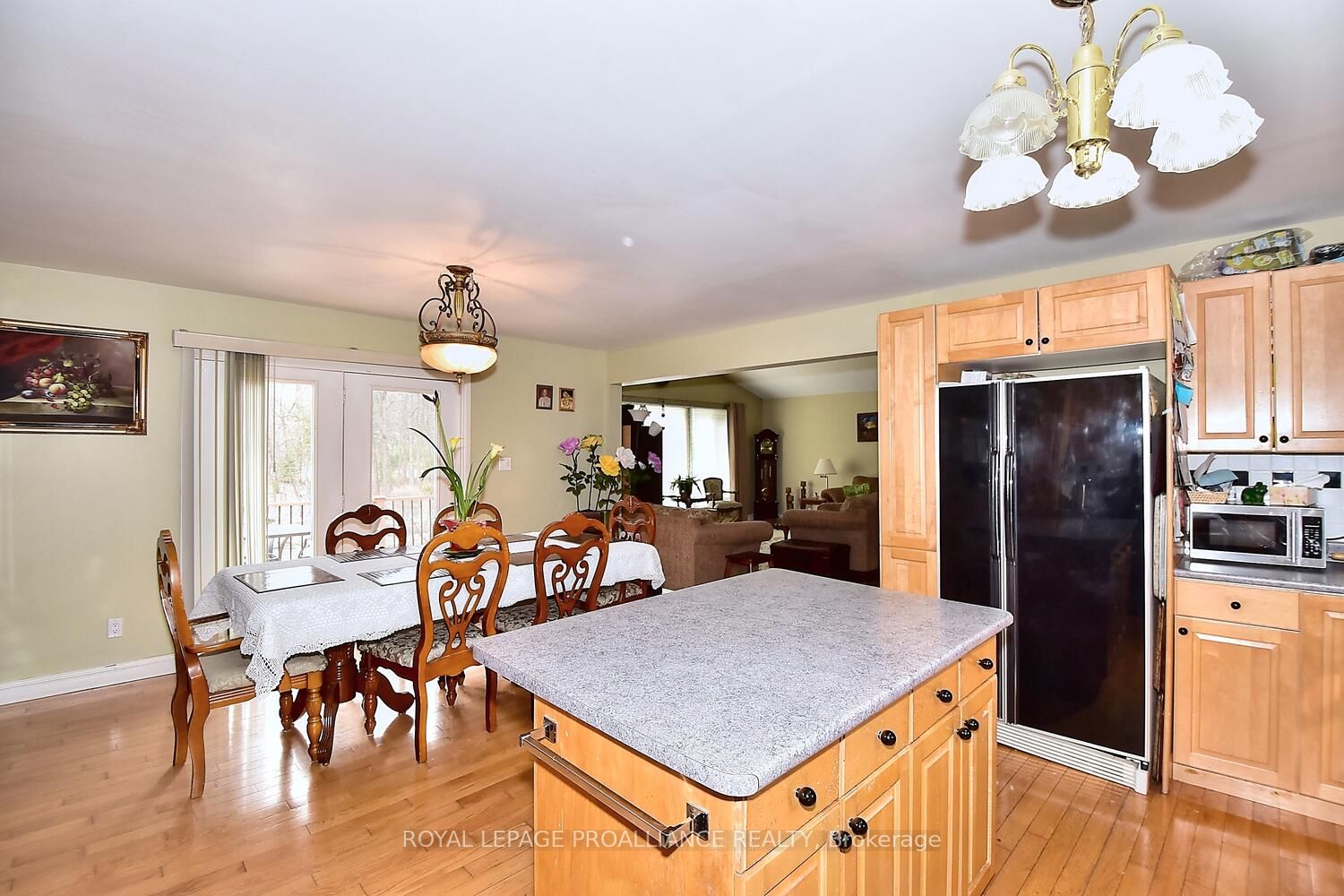 28 Woodlawn Drive