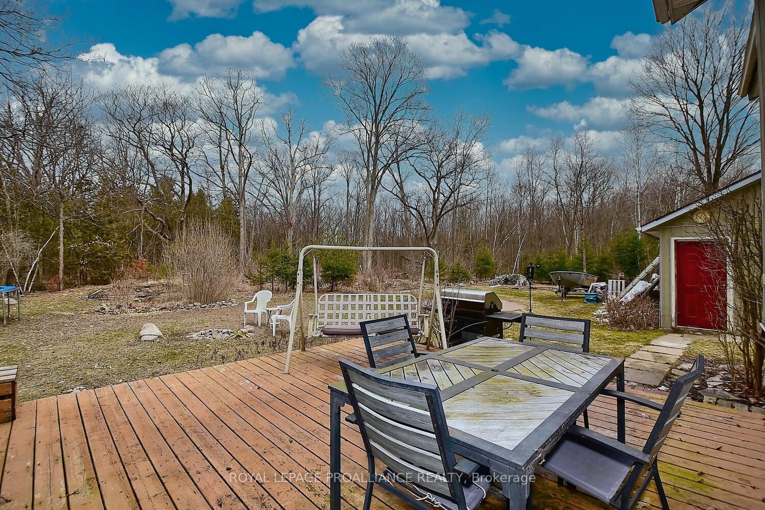 28 Woodlawn Drive