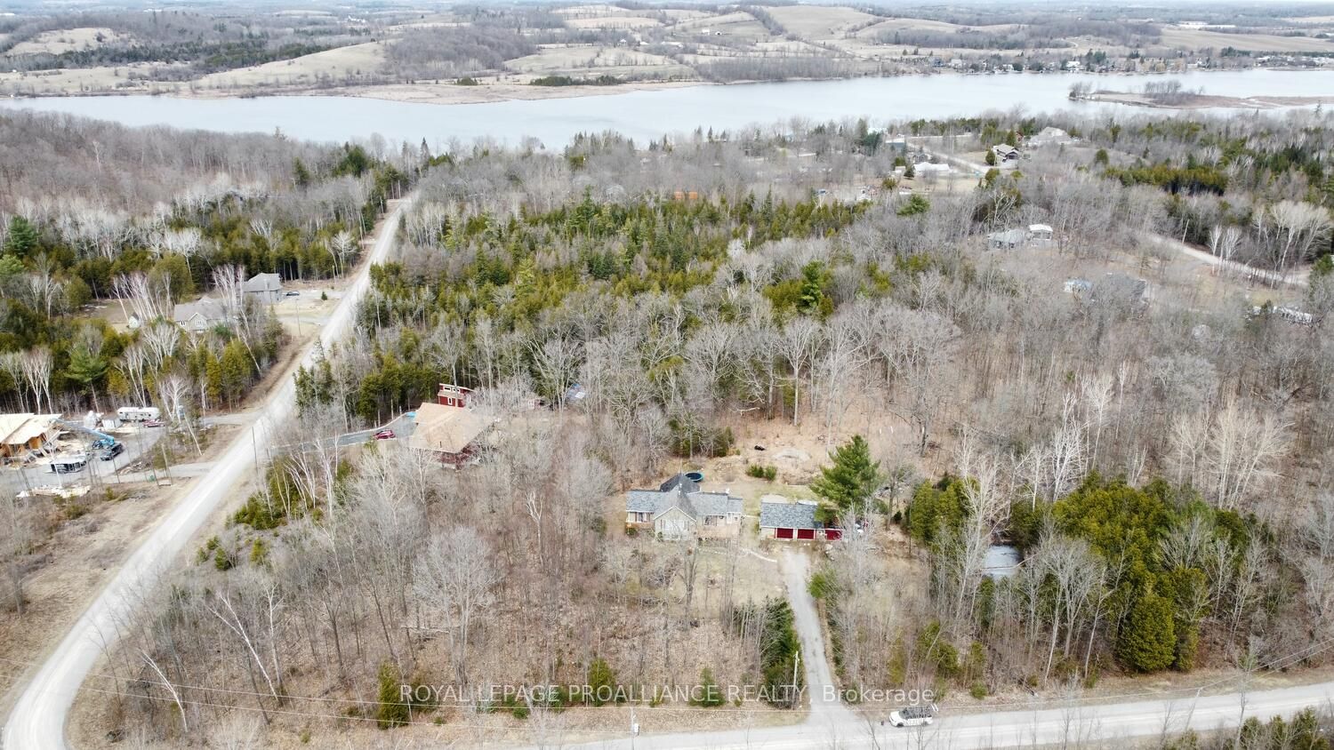 28 Woodlawn Drive