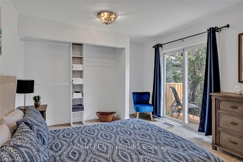 21 ORIOLE Road