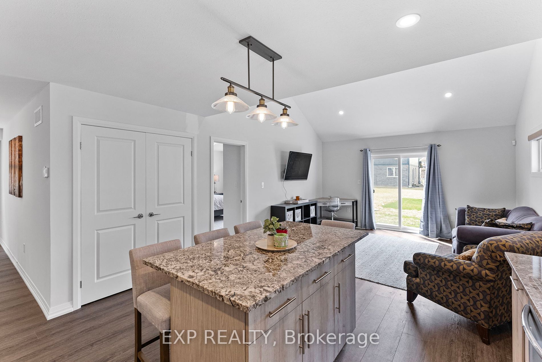 52 Bur Oak Drive