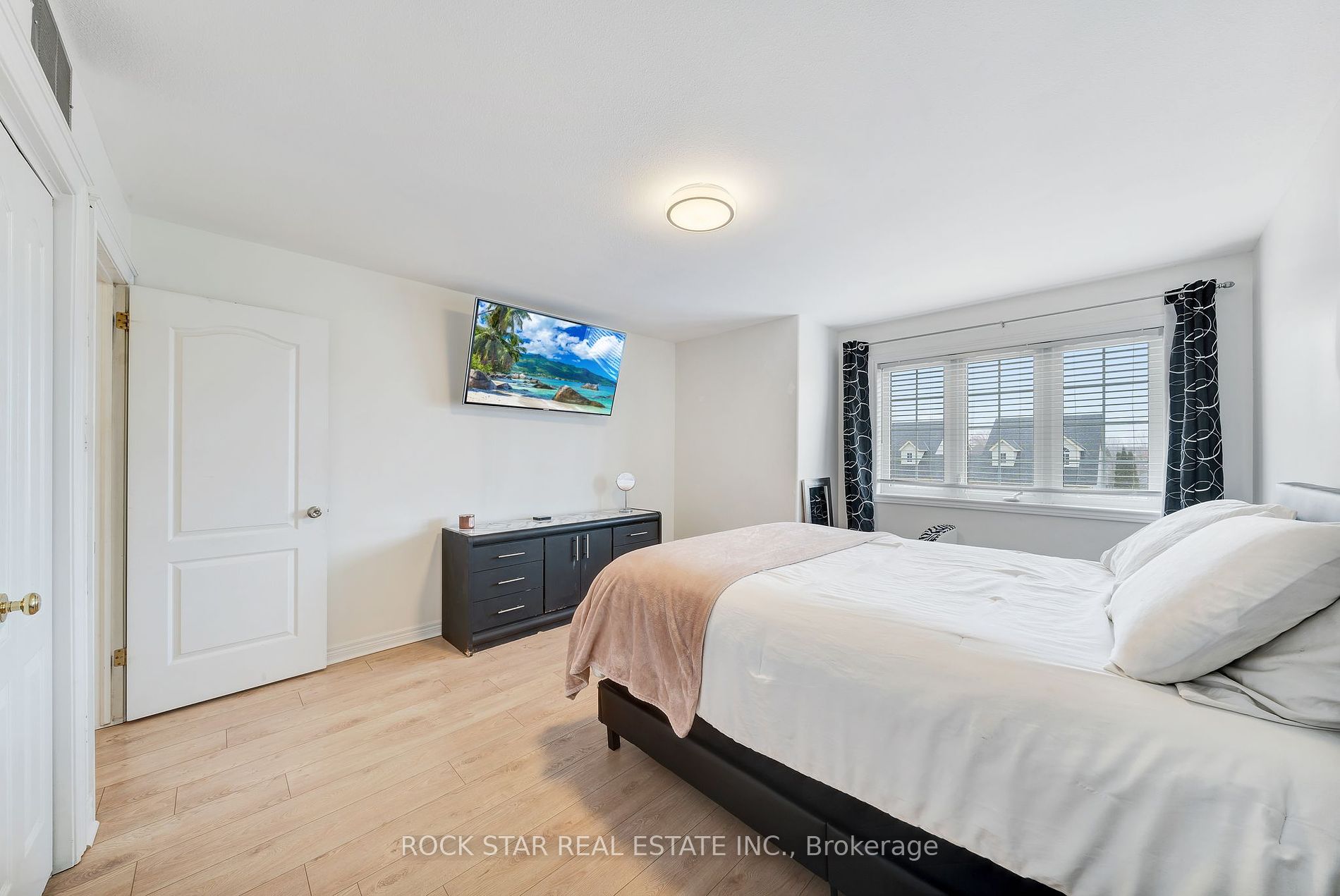 4422 Christopher Court