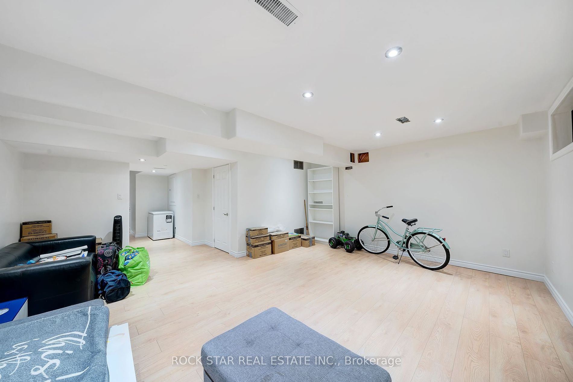 4422 Christopher Court