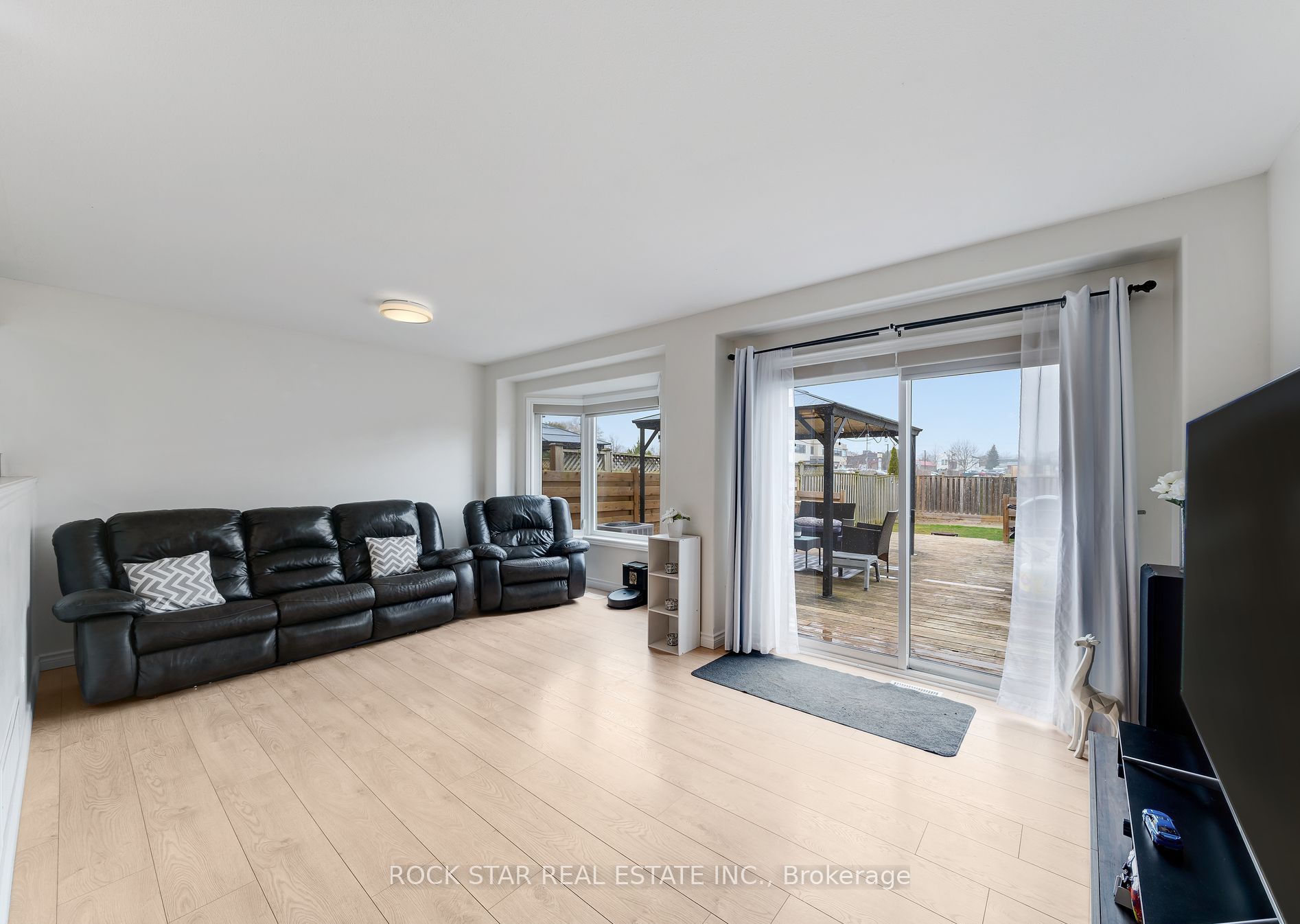 4422 Christopher Court