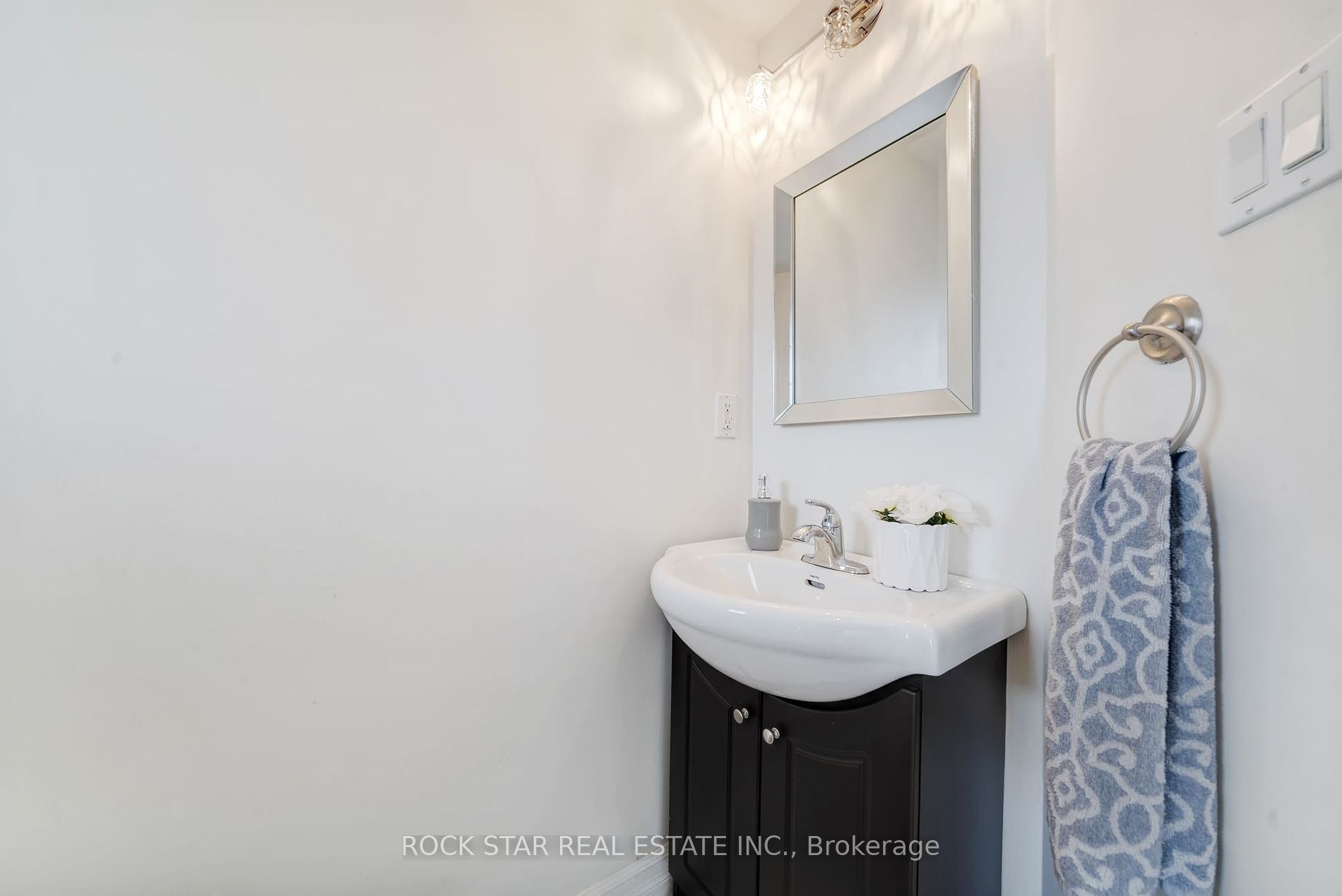 4422 Christopher Court