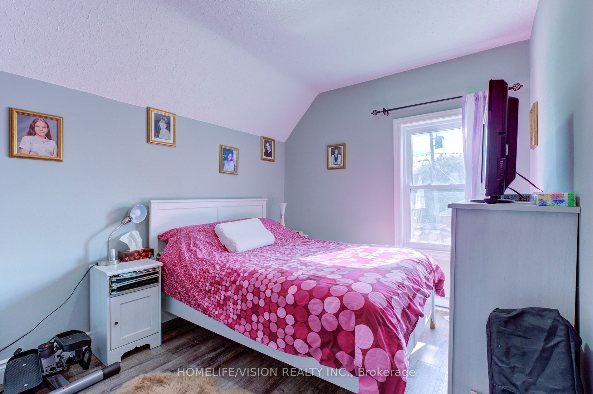 18 Elgin St