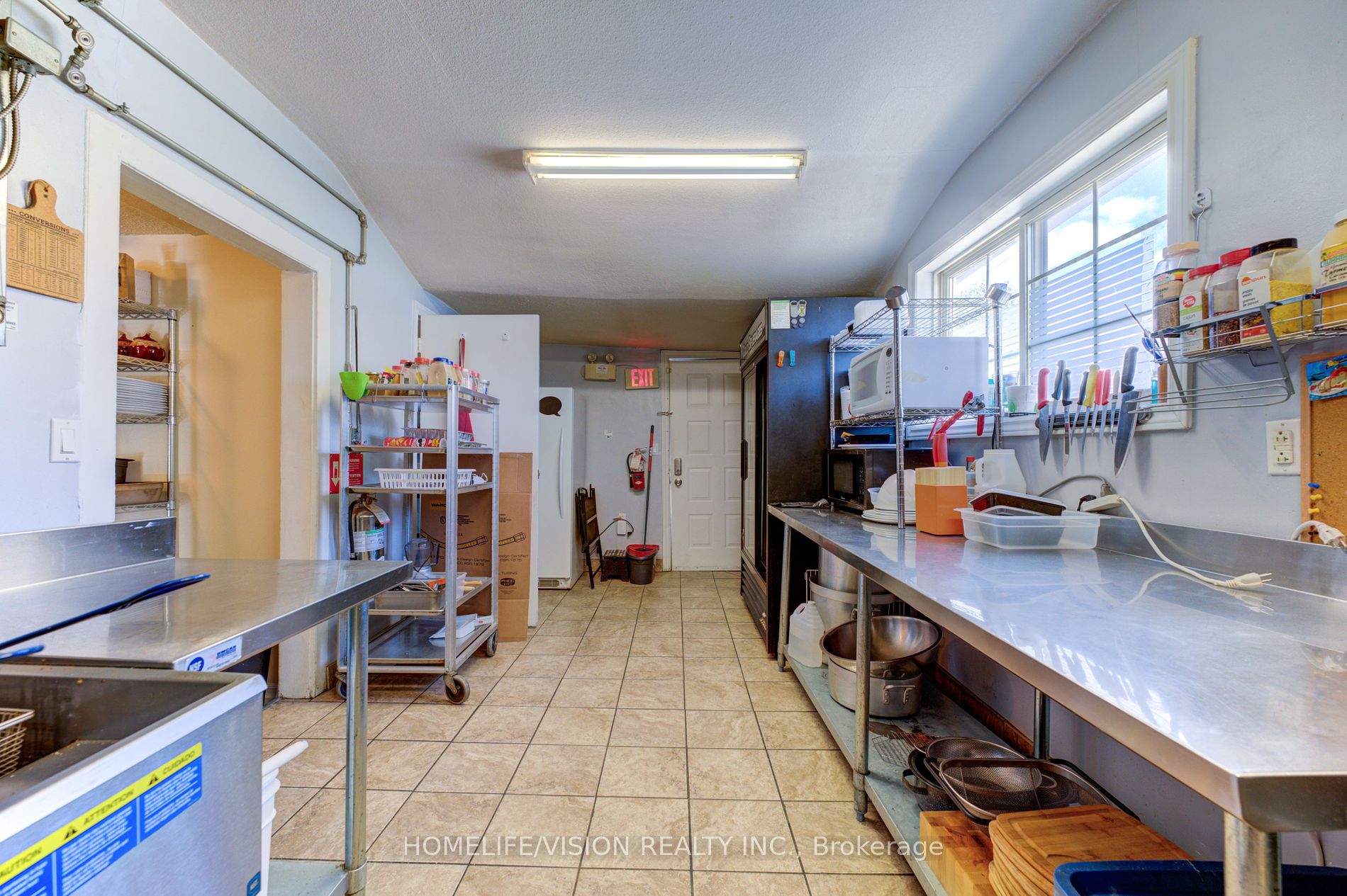 18 Elgin St