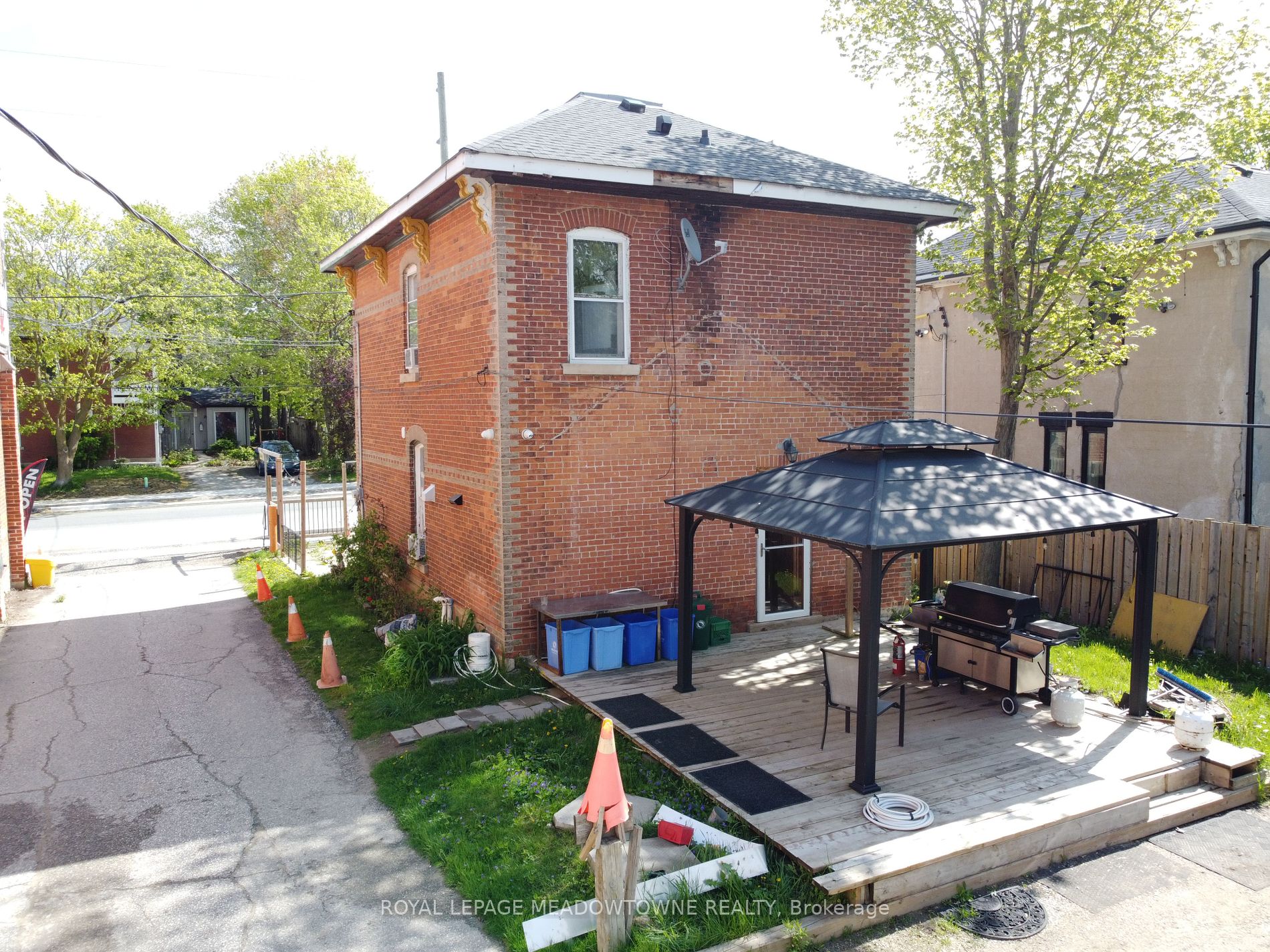 90 Trafalgar Road