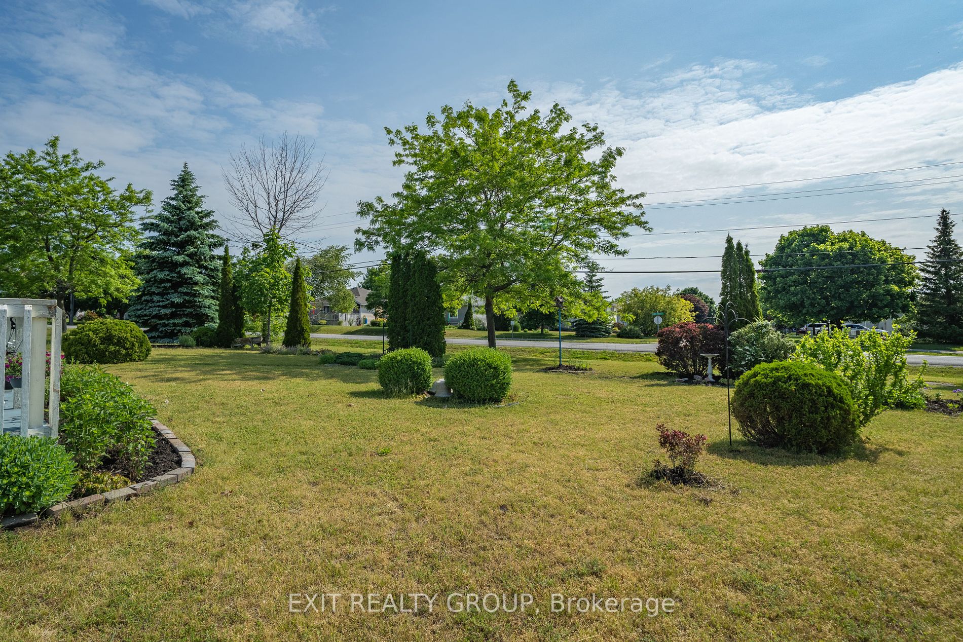 32 Heritage Dr