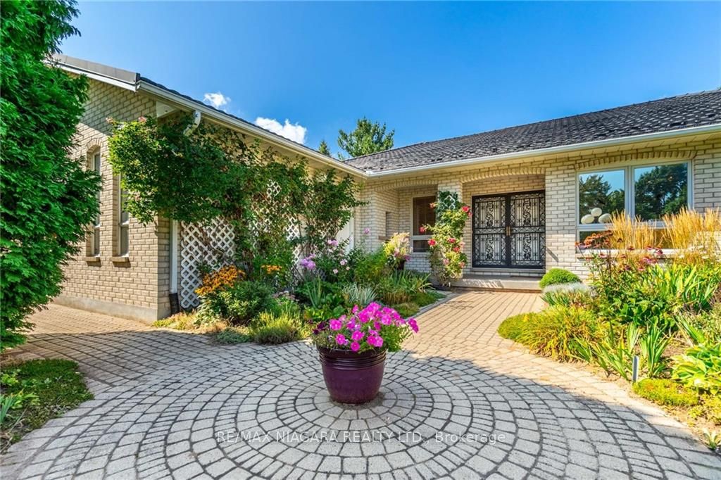 6811 Carmella Place