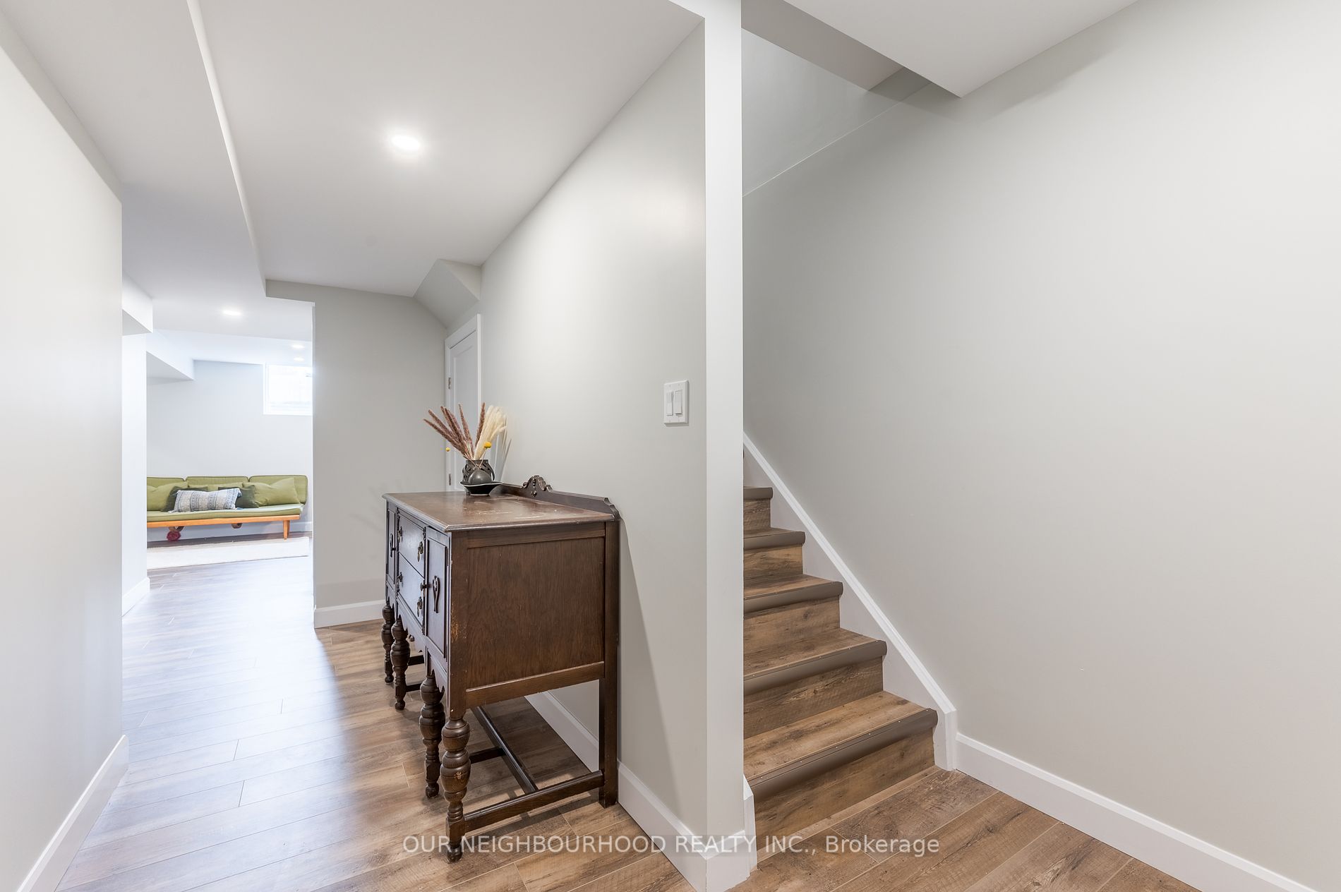 283 Rollings Street