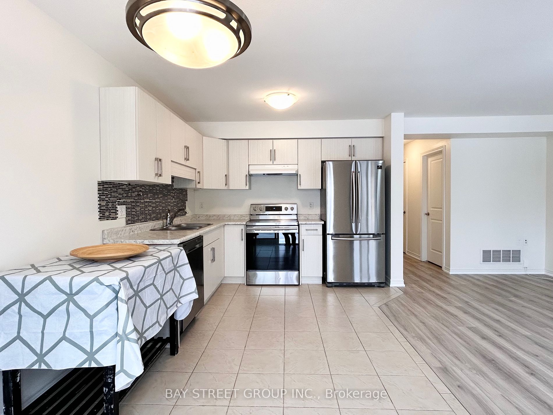 7945 Oldfield Road, #16