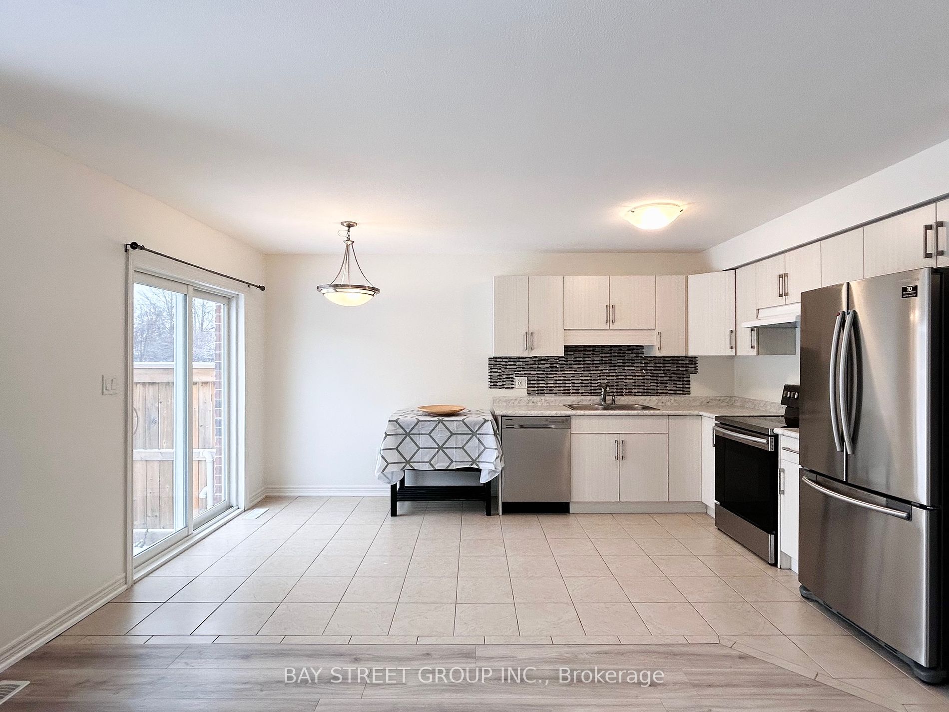 7945 Oldfield Road, #16