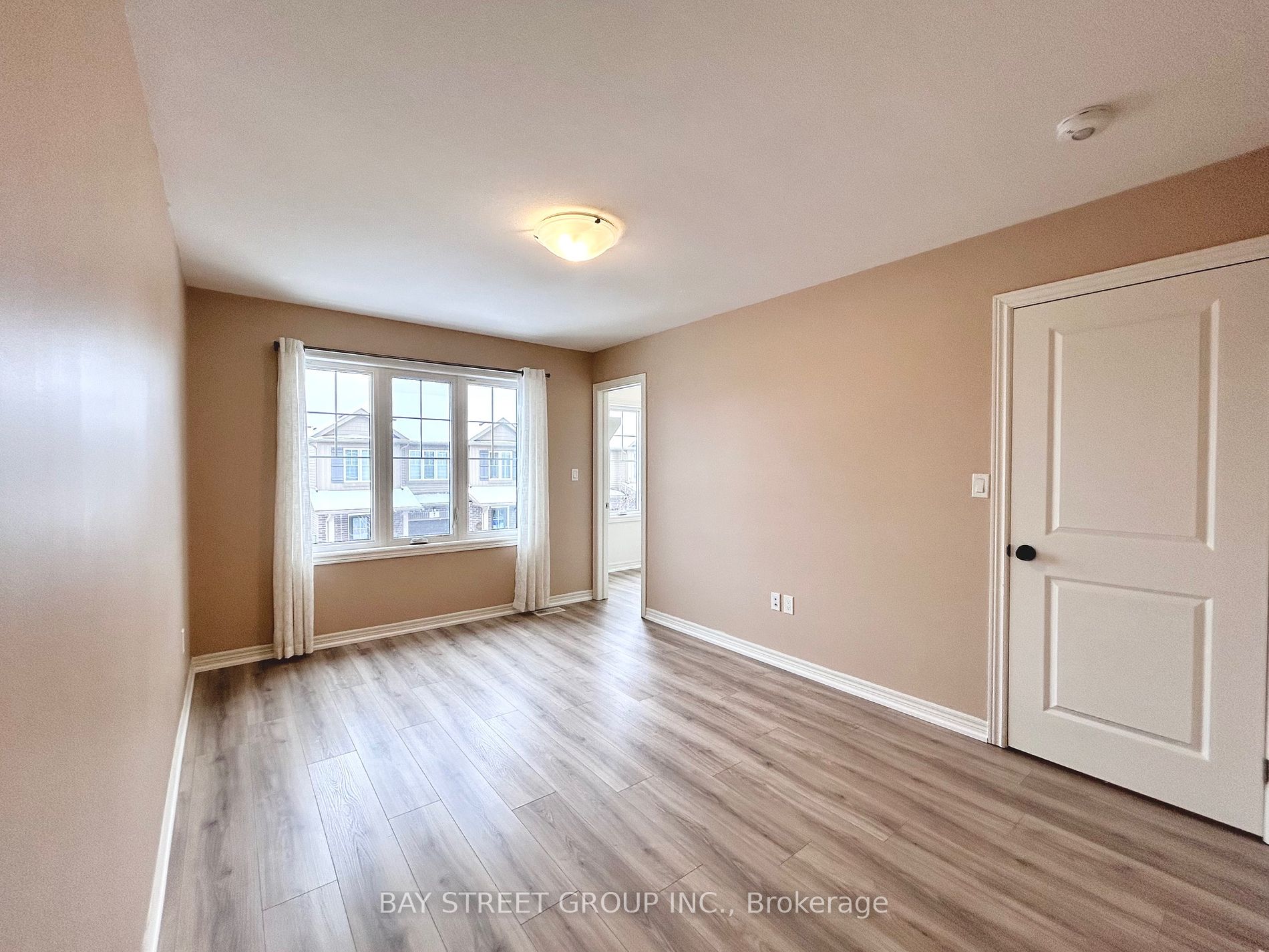 7945 Oldfield Road, #16